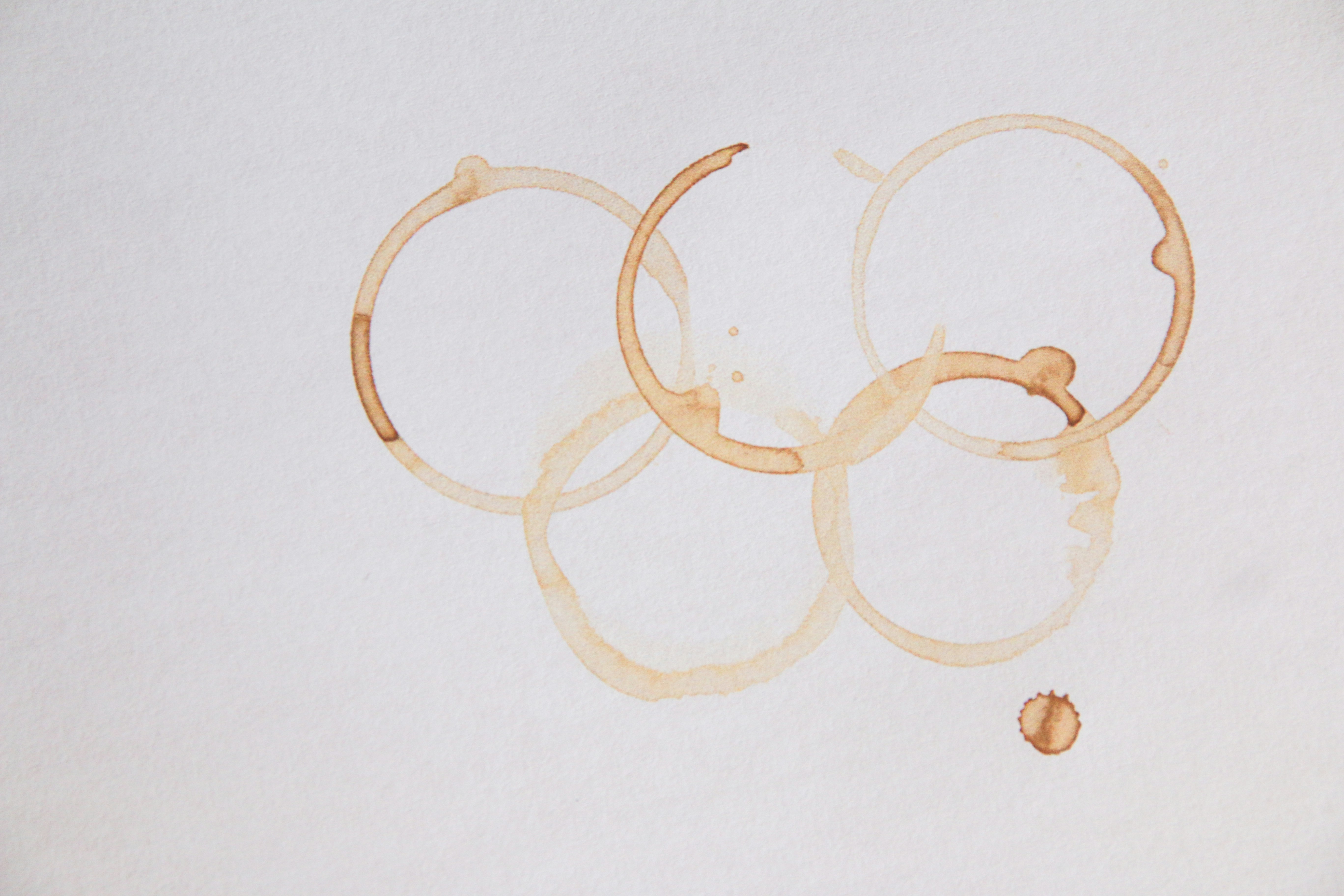 Olympische Ringe Abdrücke | Bild: © Glen Carrie / Unsplash Olympische Ringe Abdrücke {f:if(condition:'Glen Carrie',then:' | Bild: © Glen Carrie',else:'')